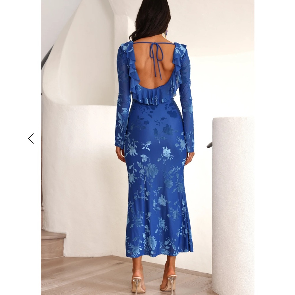 NWT HELLO MOLLY FRIENDS TO LOVERS LONG SLEEVE MAXI DRESS BLUE - Picture 2 of 13